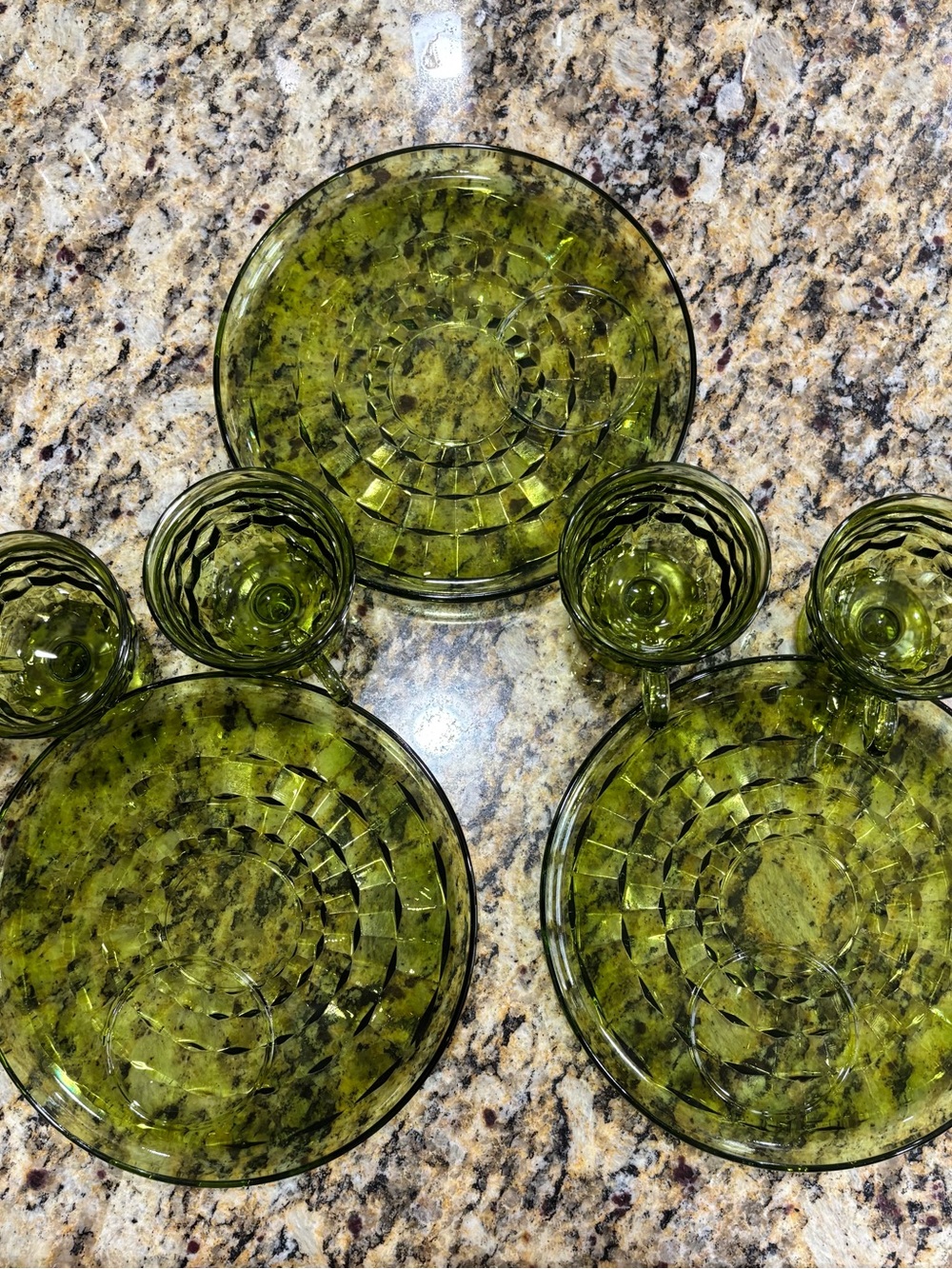 Vintage-Style Olive Green Glass Dinner Plates and Cups - Set